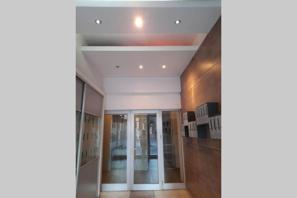 Centar One Apartmant Skopje Buitenkant foto